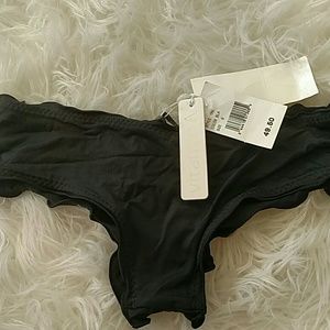 Black Vitamin A Ruffle Brazilian Bottoms